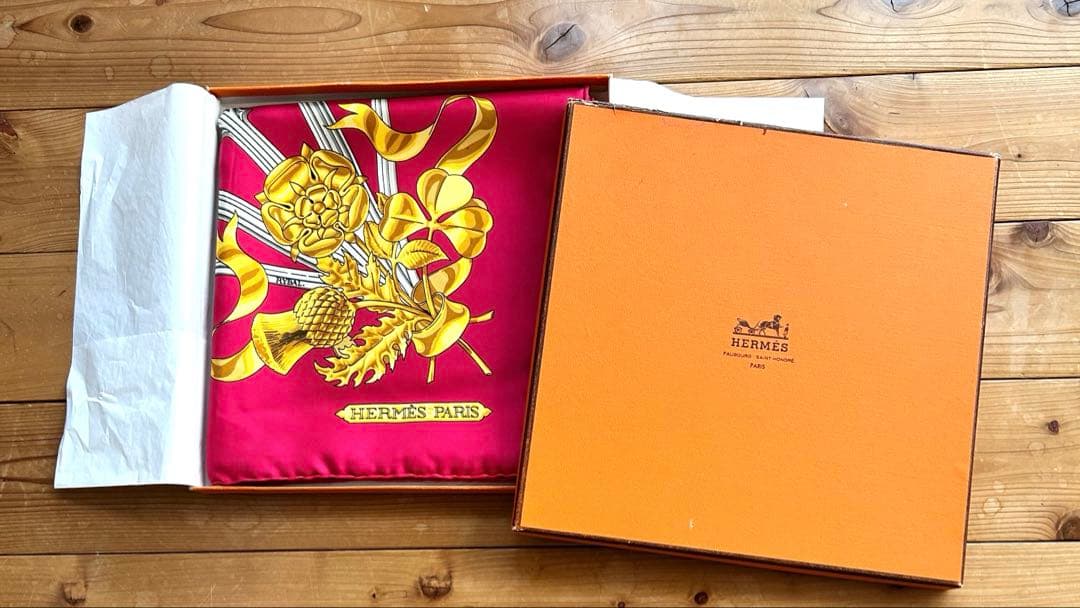 HERMÈS エルメス カレ「BRITISH HERALDRY」シルクスカーフ