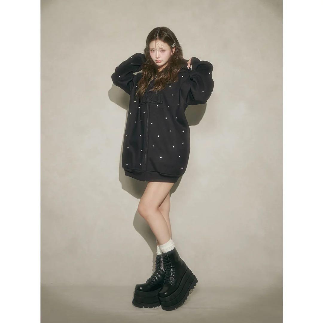 ダーリッチ 新品タグ付き ブラック フリー DDロゴビジュージップパーカー