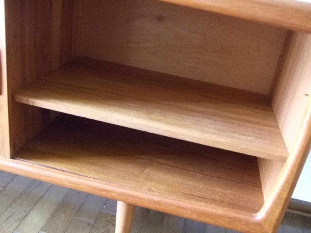 北欧 デンマーク ヴィンテージ チーク サイドボード キャビネット