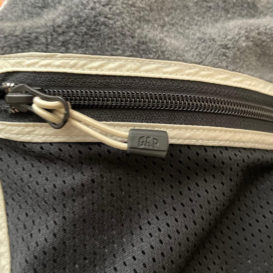 00s OLD GAP ダウンベスト　テック y2k オールドギャップ