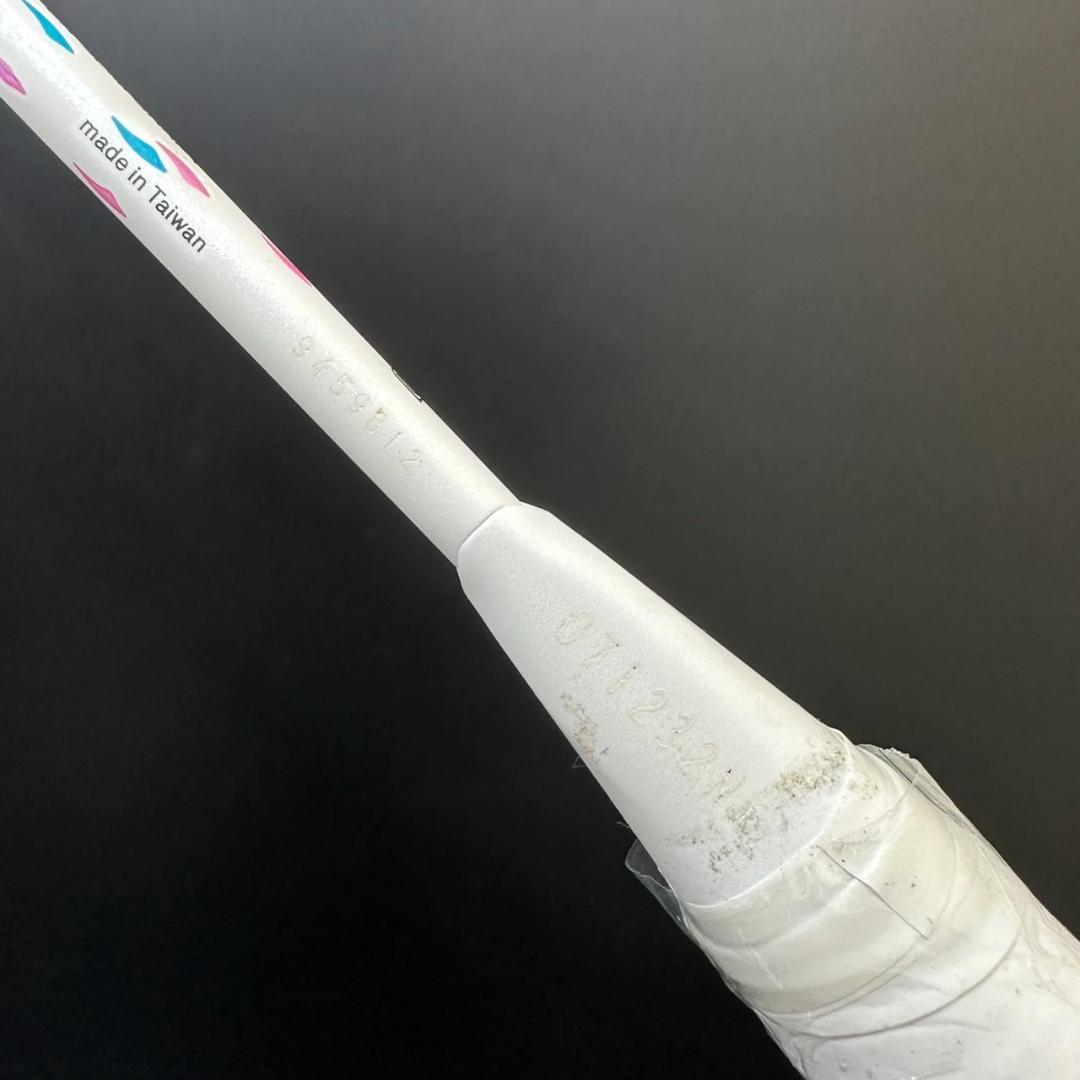 YONEX　ヨネックス　バトミントンラケット　ナノフレア１１１　MO-55