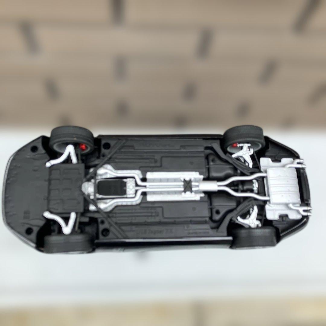 専用　オートアートジャガー XK コンバーチブル 1/18