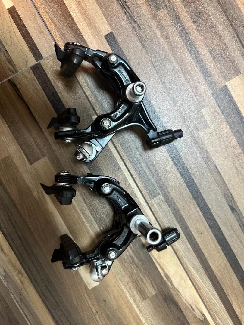 Shimano 105 デュアルピボットブレーキキャリパー BR-R7000
