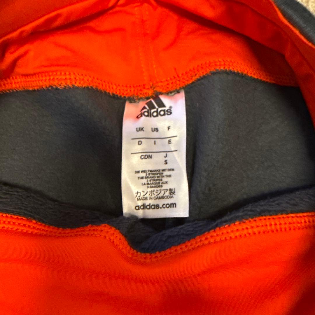 adidas フード付きジャージ上下セット オレンジ　裏起毛　Sサイズ