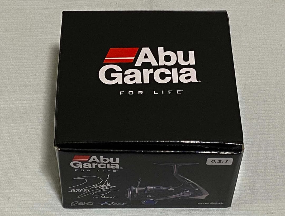 希少！　アブガルシア　レボ ディーズ≪Revo Deez≫スピニングリール　新品