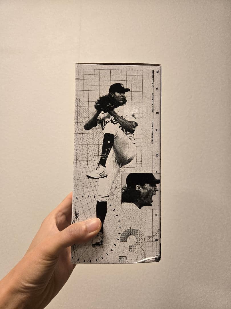 タイラーグラスノー　ボブルヘッド　ドジャースタジアム来場特典