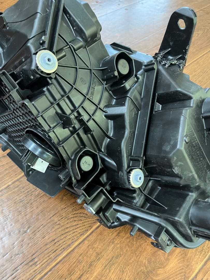 クラウンクロスオーバー（AZSH35/TZSH35型） 純正LEDヘッドライト