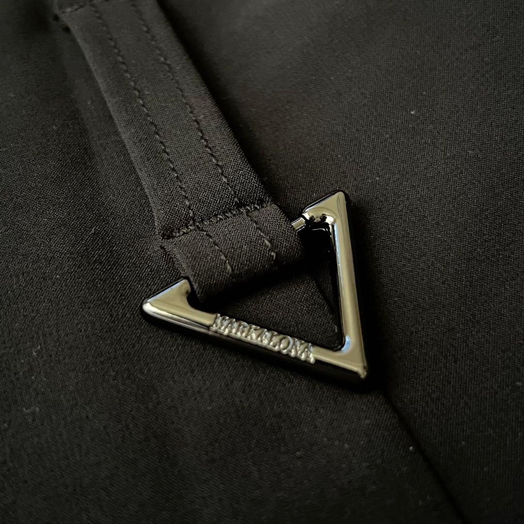 未使用タグ付 マークアンドロナ ワンピース 2024年製 M ブラック CODE