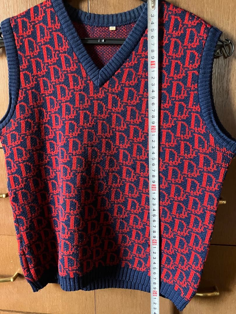 MISS DIOR毛100％ベスト　ビンテージ