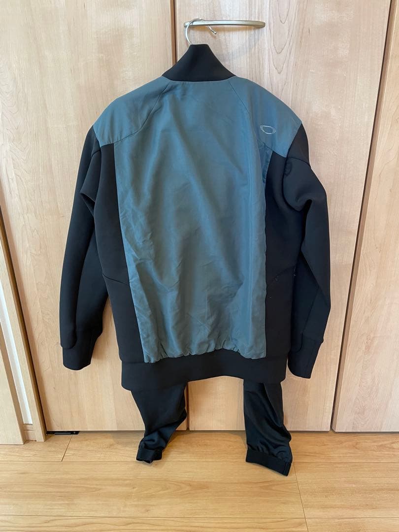 Oakley ジャージ上下セット オークリー　パーフェクトフィット Sサイズ