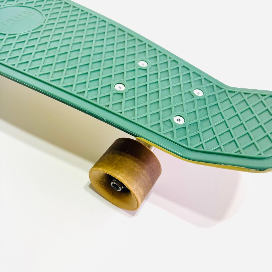 PENNY ペニースケートボード　22インチ コンプリート　SWIRL ケース付