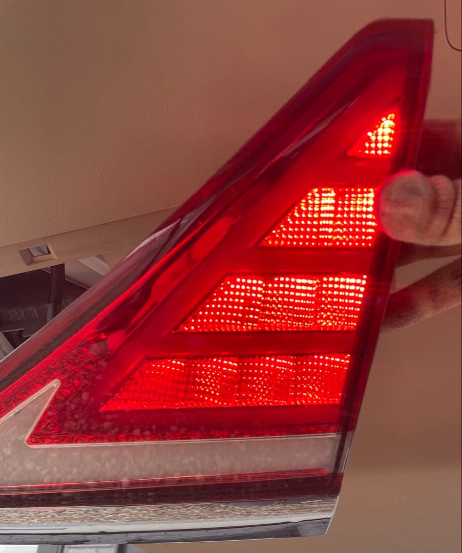 【専用品】20アルファード　ヴェルファイア　ヴァレンティLEDテールランプ