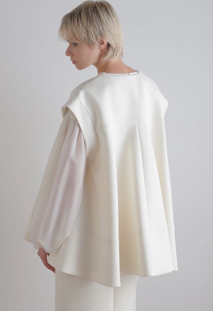 期間限定価格LE PHILルフィル　トリアセスキューバジレ美品