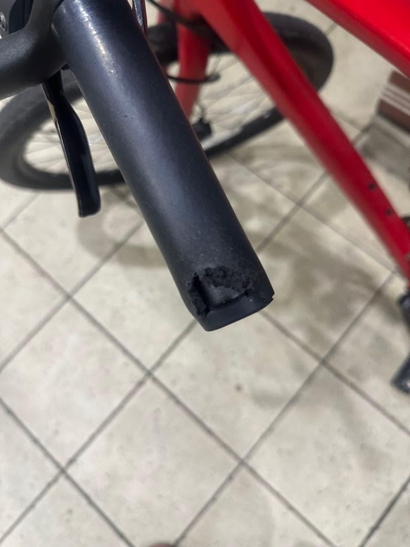 クロスバイク　ジャイアント　グラビエディスク　 2022GRAVIER M