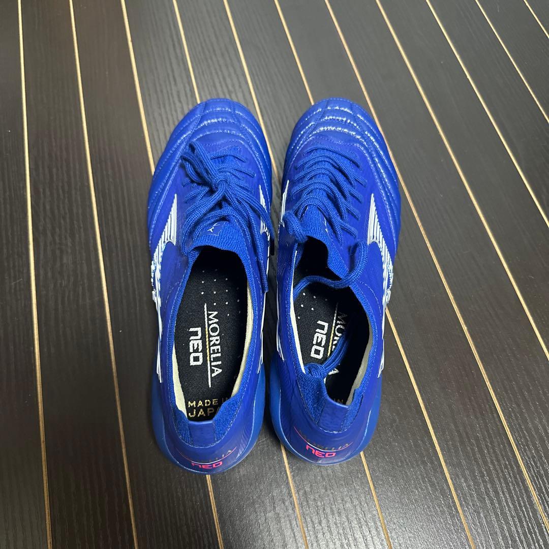 サッカースパイク モレリアNEO3JAPANβ 27cm