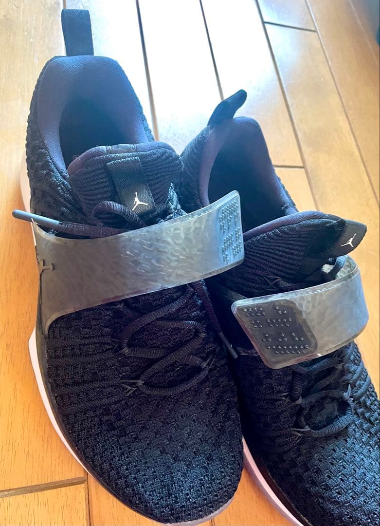 美品　NIKE エアジョーダンフライニットメンズバスケットシューズ　スニーカー