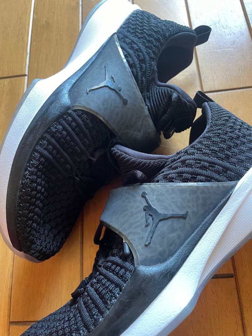 美品　NIKE エアジョーダンフライニットメンズバスケットシューズ　スニーカー