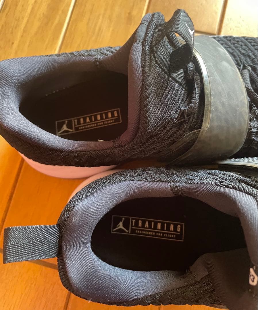 美品　NIKE エアジョーダンフライニットメンズバスケットシューズ　スニーカー