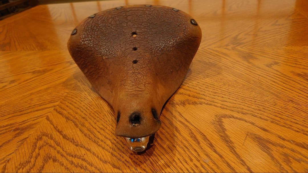 ブルックス スプリング付き レザーサドル