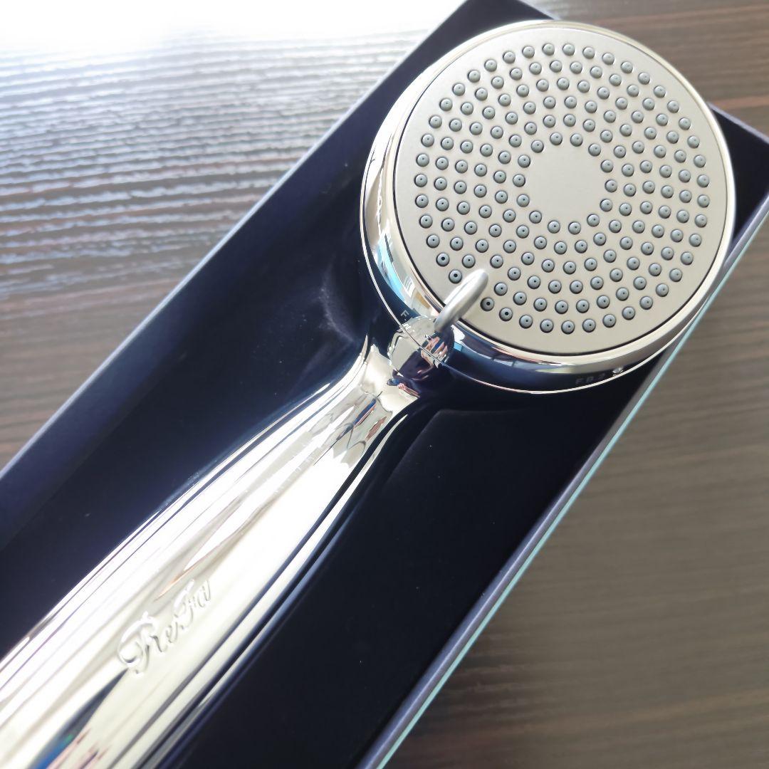 ReFa リファ　流線型シャワーヘッド