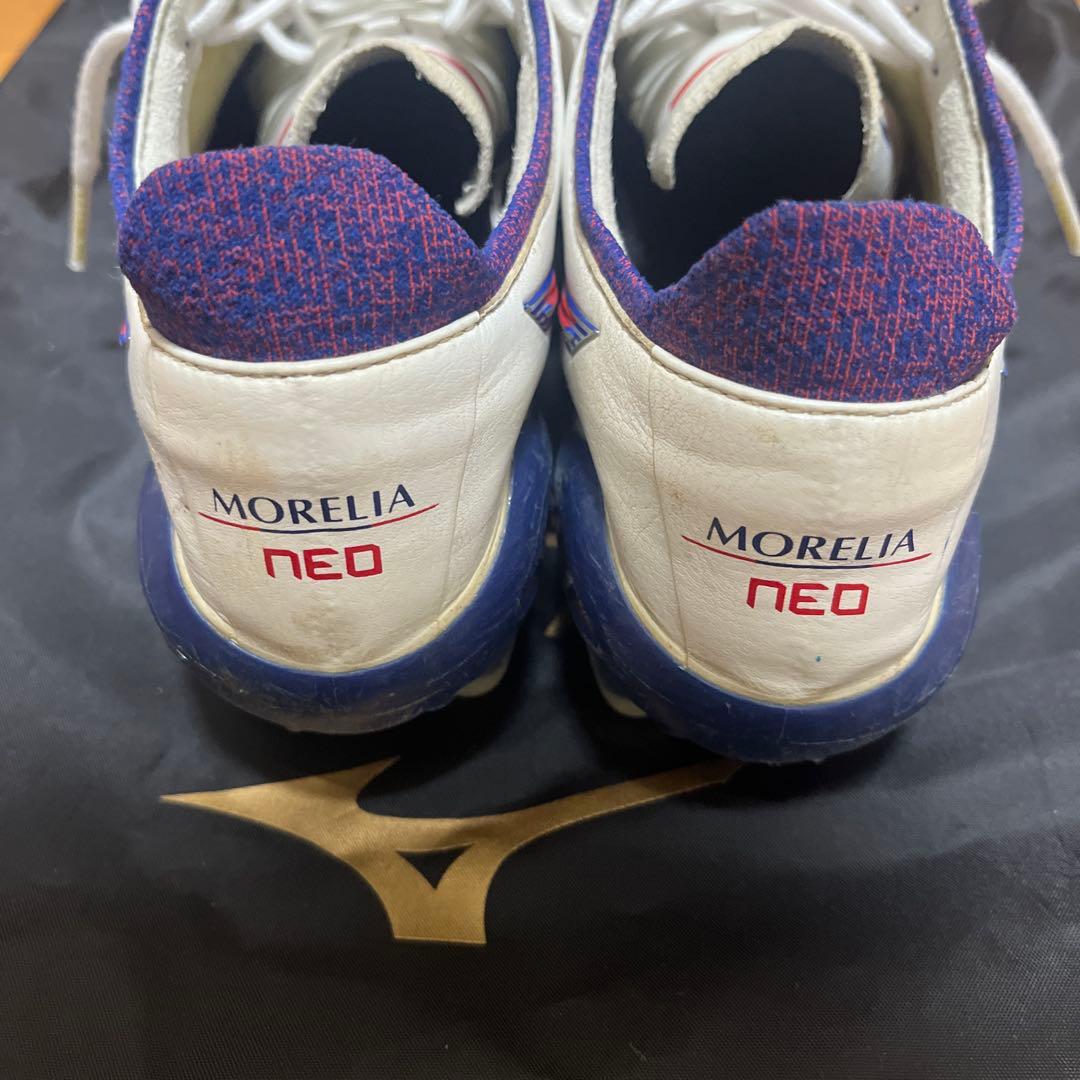 Mizunoモレリアネオ3 限定色白/赤/青　24.5cm