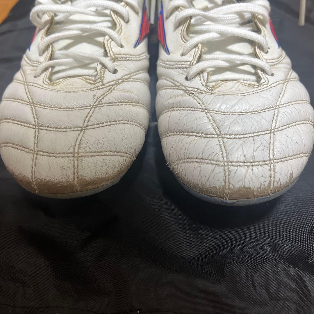 Mizunoモレリアネオ3 限定色白/赤/青　24.5cm