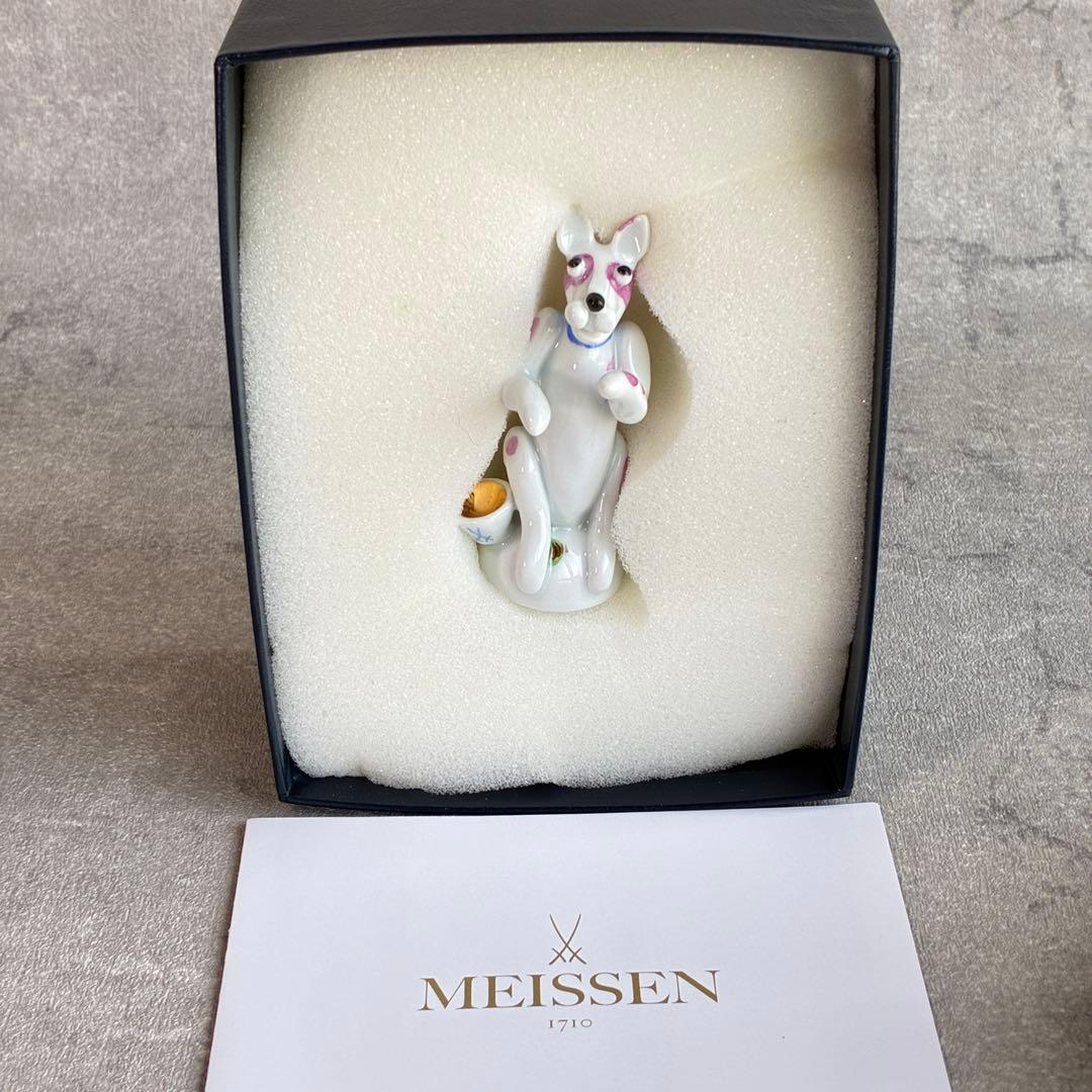【極美品・箱付】マイセン ミニ干支 手びねり人形 戌（イヌ）ピンク