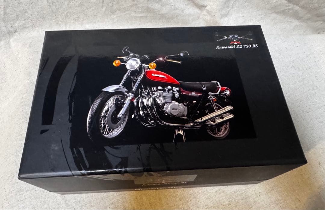 Kawasaki Z2 750 RS ミニカー 1:12 1/12