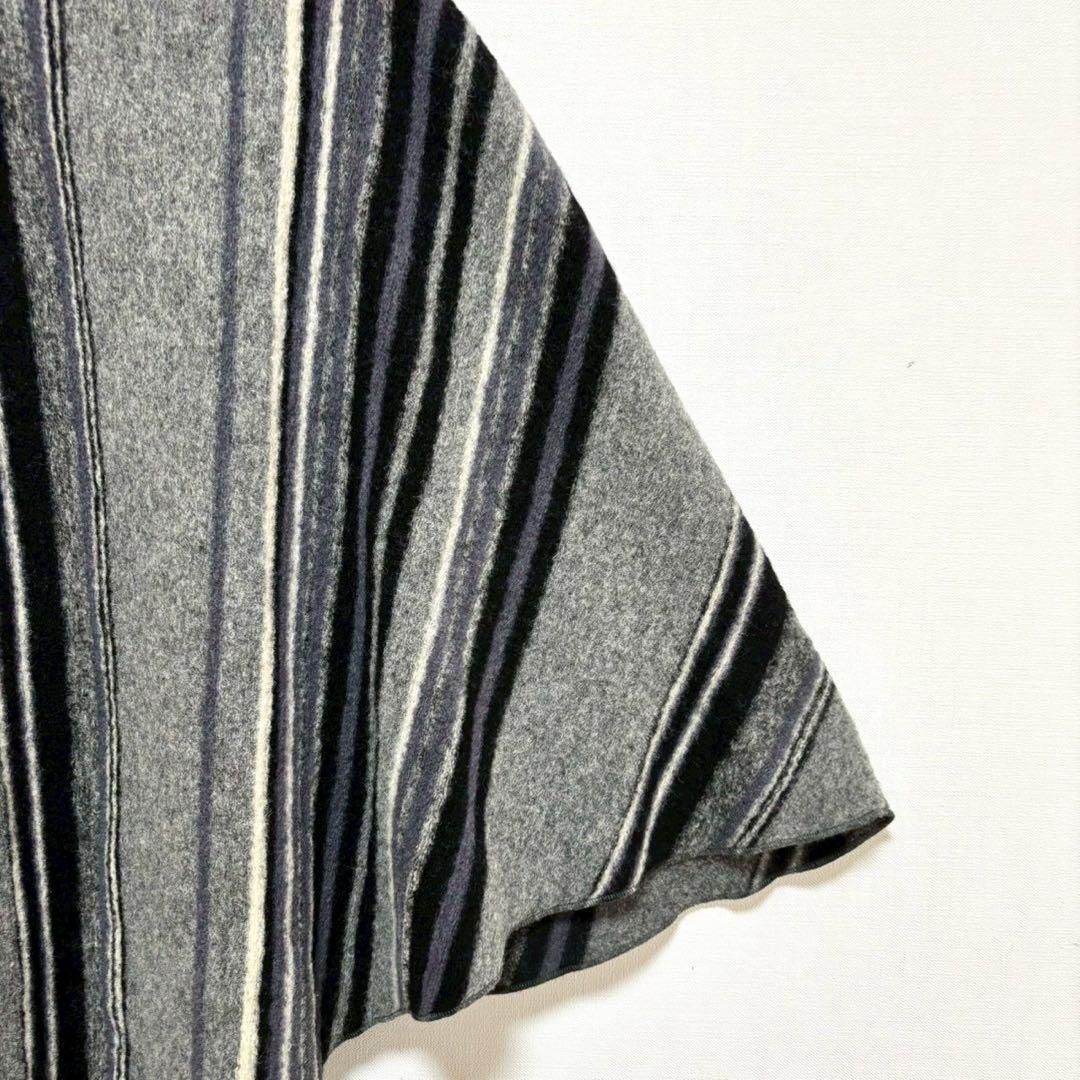 LasHabits de Dalie ポンチョ風ケープ グレー ブラック 42