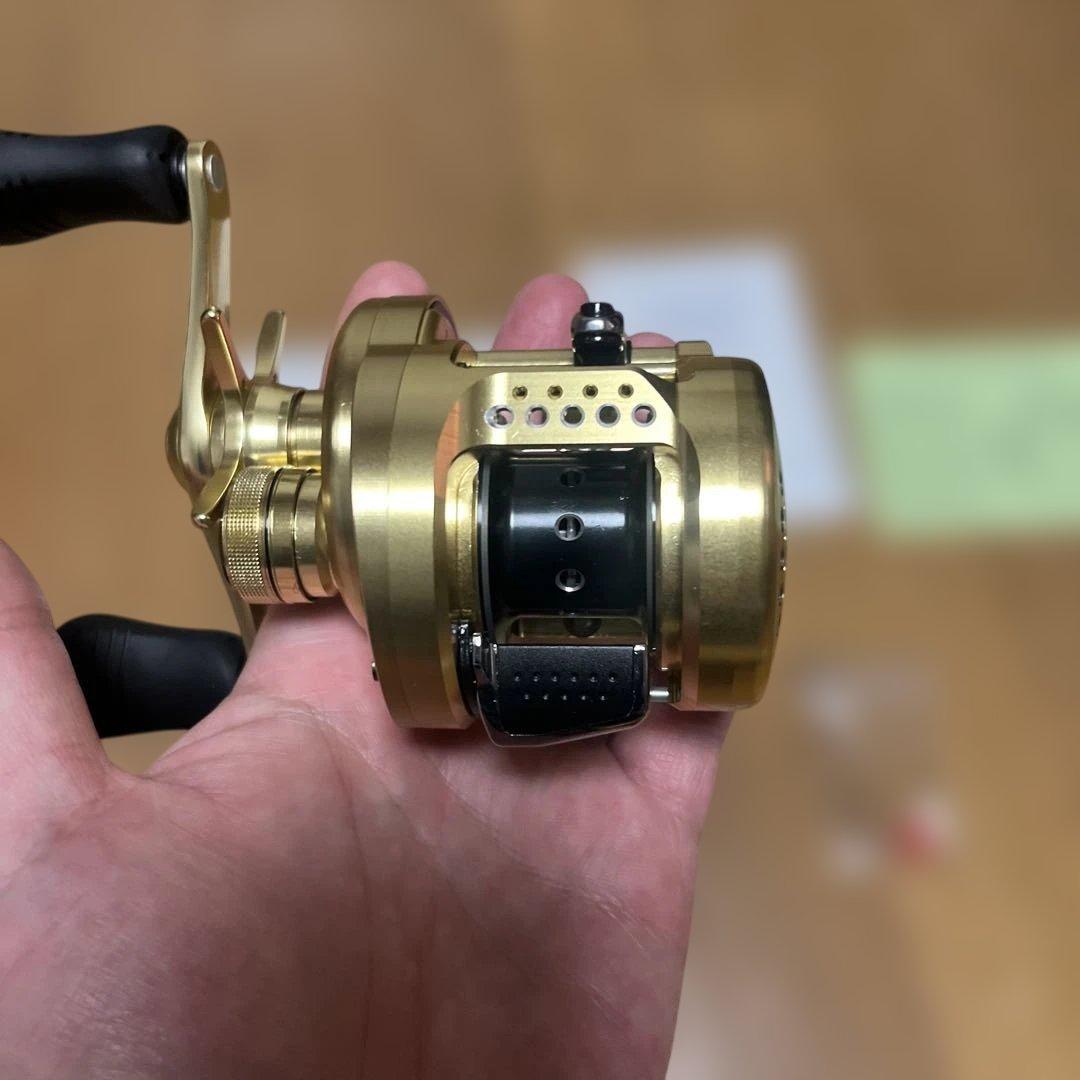 【未使用】シマノ　カルカッタ　コンクエスト 101HG 左