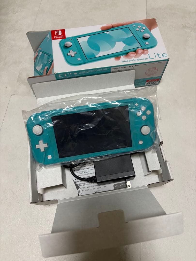 【即購入OK】任天堂　Switch lite 本体　充電器