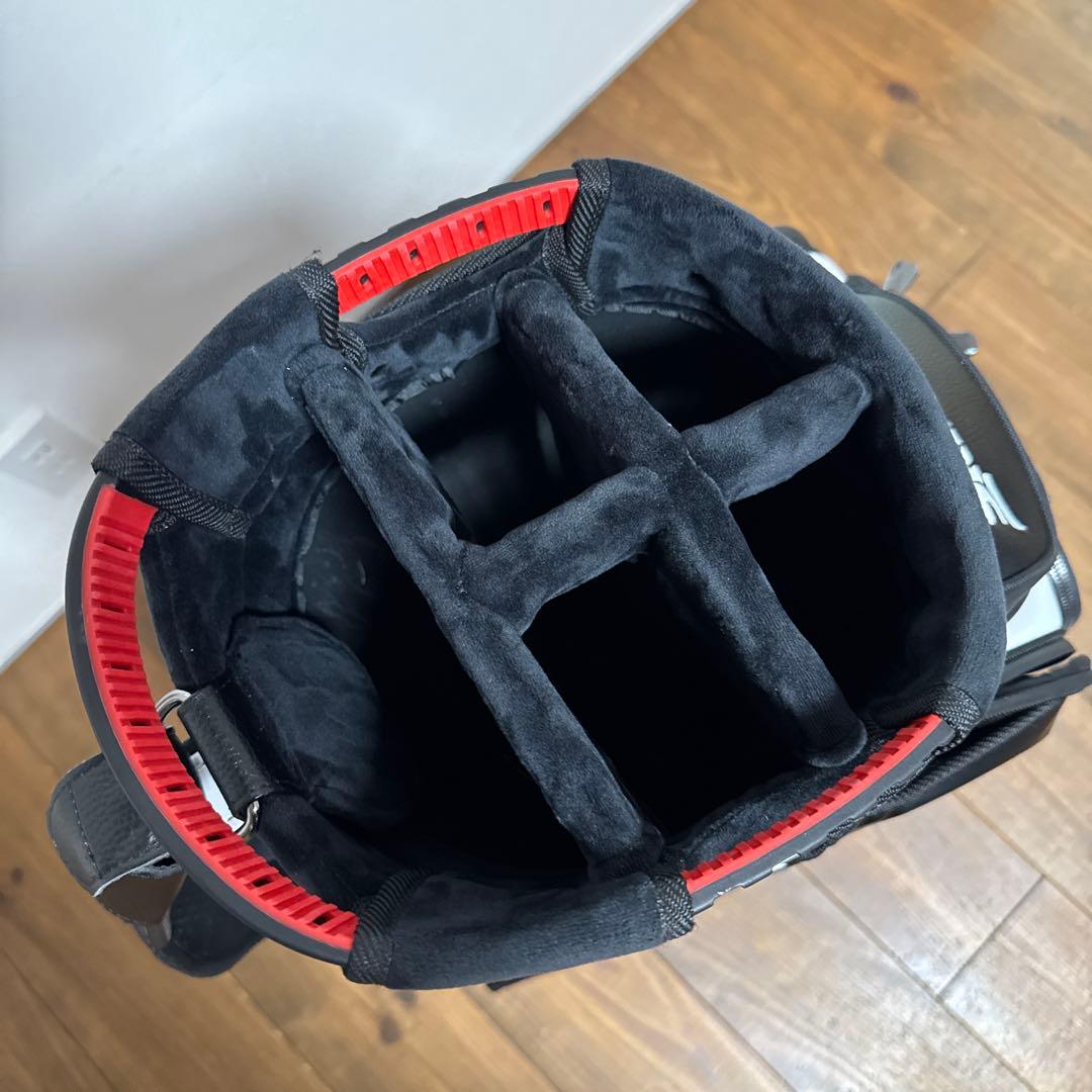 スリクソン　キャディバッグ　プロモデル