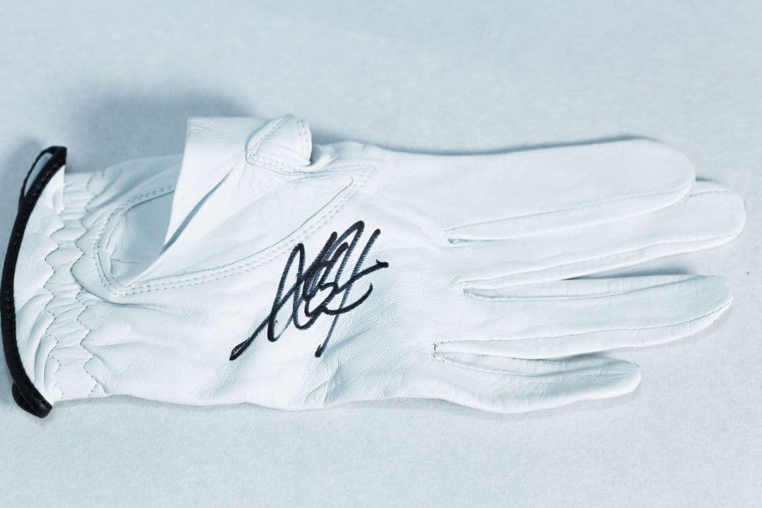 サイン入りTOURSTAGE キャップ バイザー グローブ セット