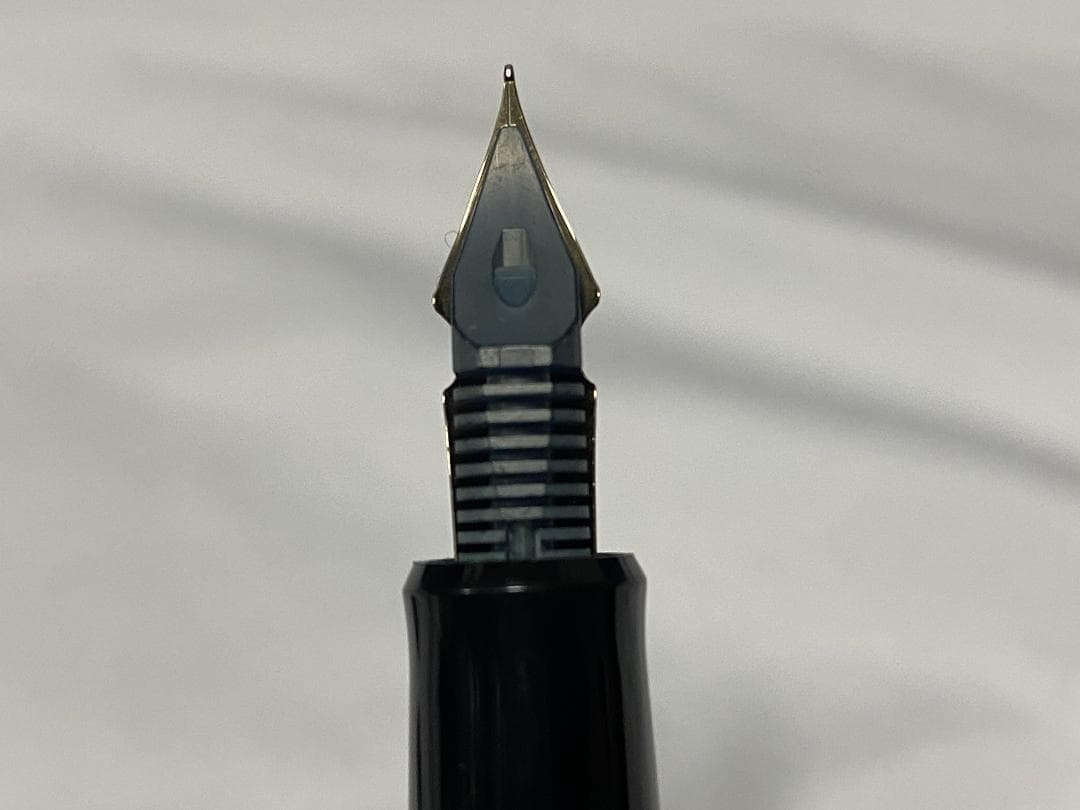 PILOT 万年筆 カスタム743 フォルカン