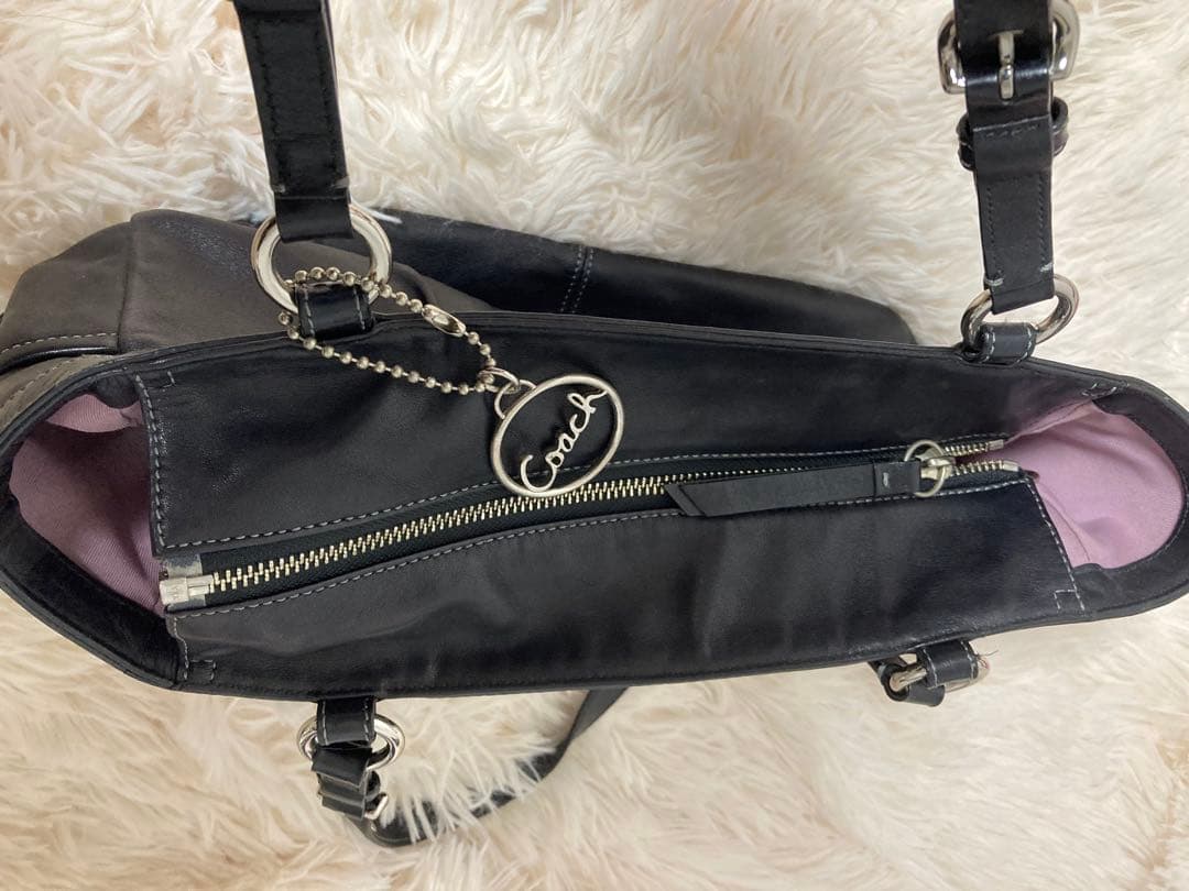 ☺︎様　Coach ブラックレザー トートバッグ
