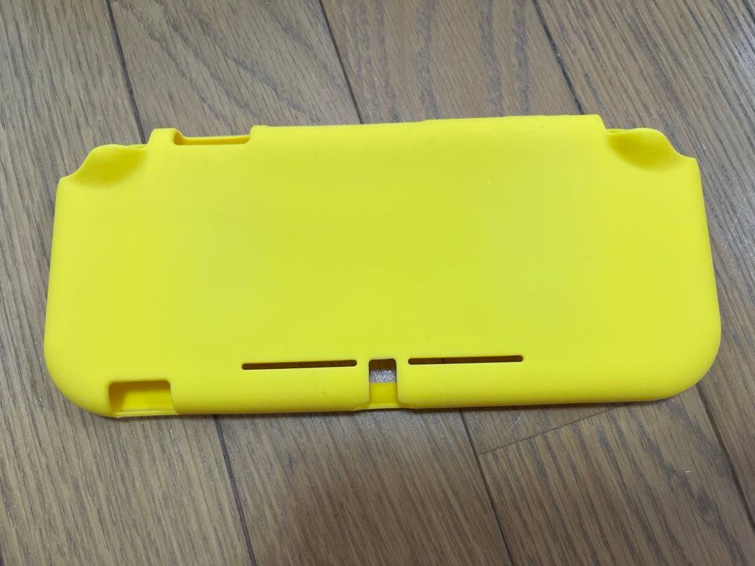 Switch Lite スイッチライト イエロー 外箱あり おまけ付き