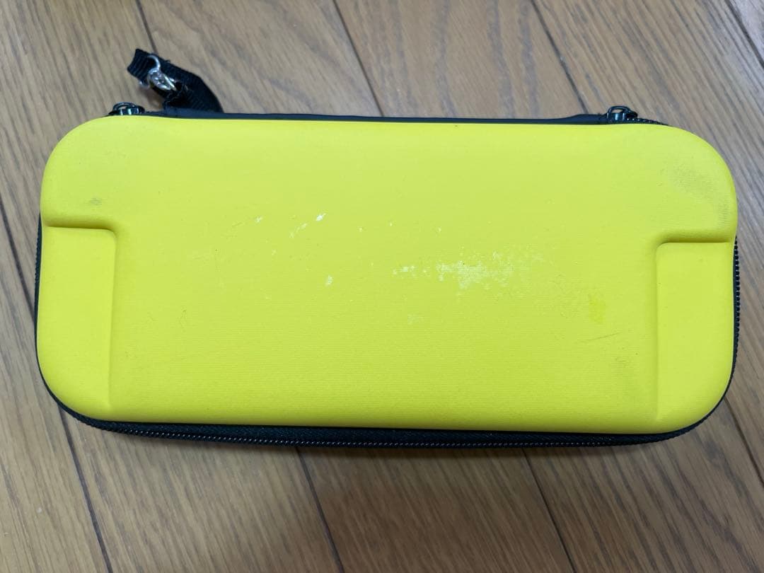 Switch Lite スイッチライト イエロー 外箱あり おまけ付き