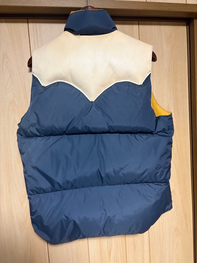 ロッキーマウンテン　ダウンベスト ネイビー/イエロー サイズ40