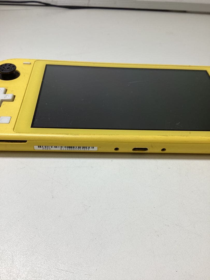 た*か様 ジャンク品　Nintendo SWITCH HDH-001　黄色