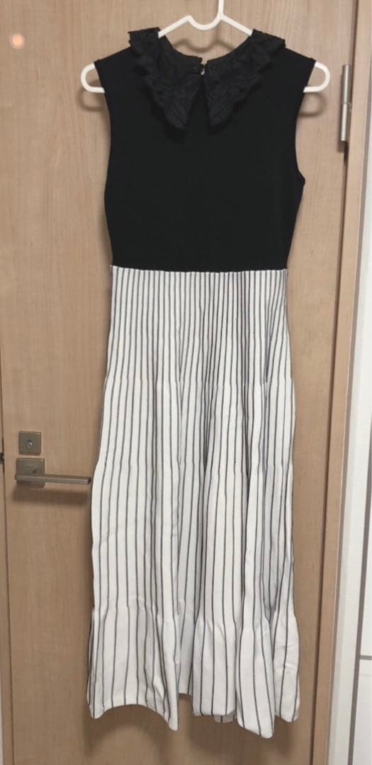 アプワイザーリッシェ 襟付き配色ストライプニットワンピース