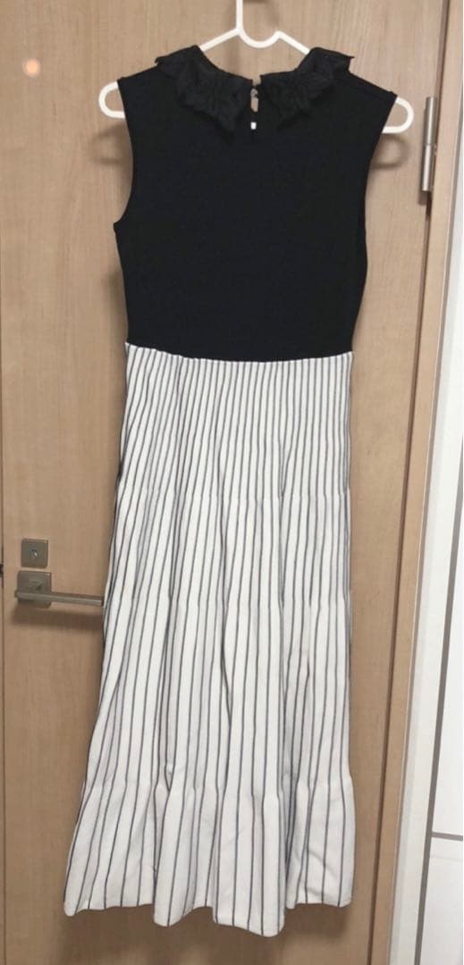 アプワイザーリッシェ 襟付き配色ストライプニットワンピース