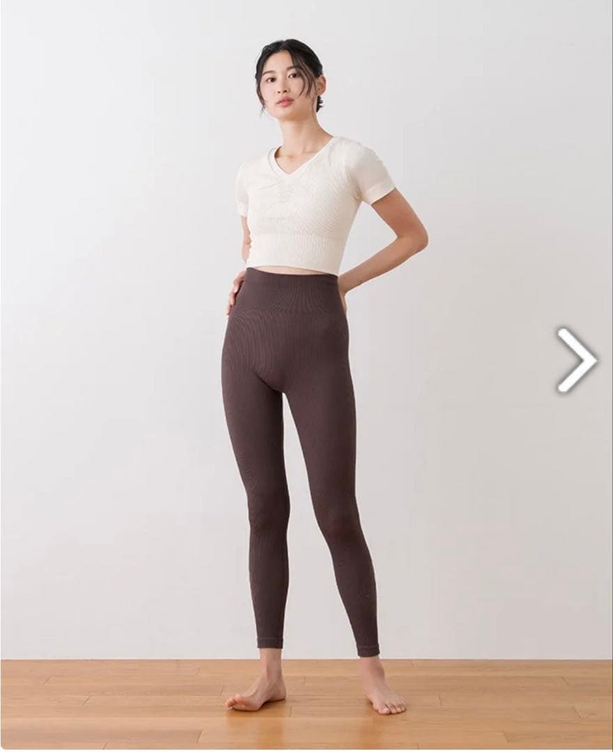 【SUKALA】アクティブデイジートップス　M