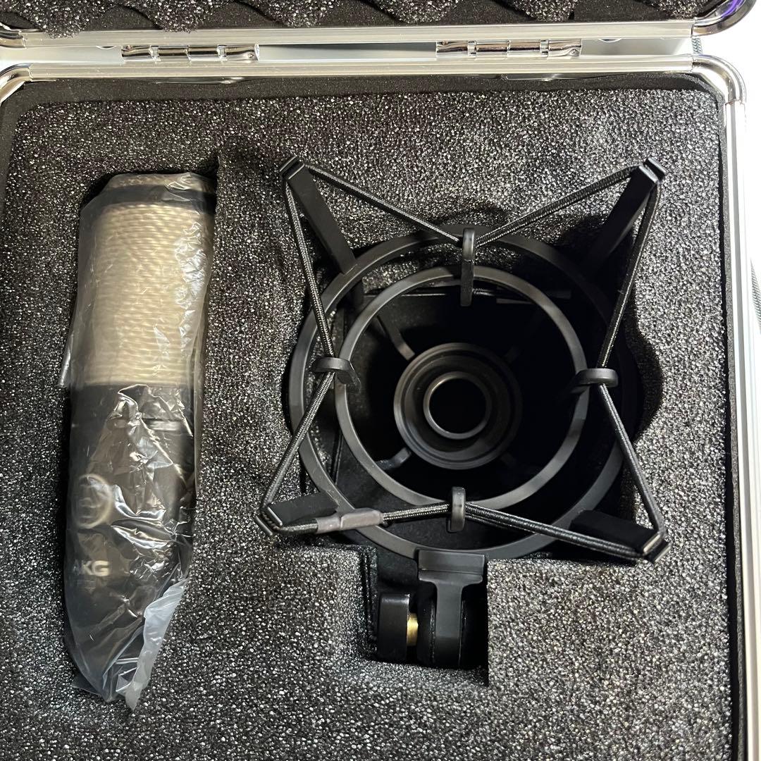 AKG P220 コンデンサーマイク