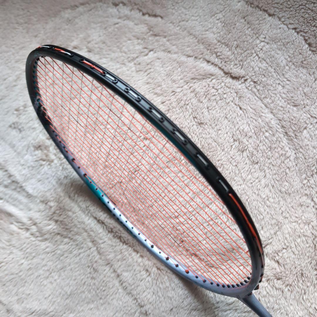 ヨネックスバドミントンラケット　アストロクス88sプロ　4UG6 2本セット