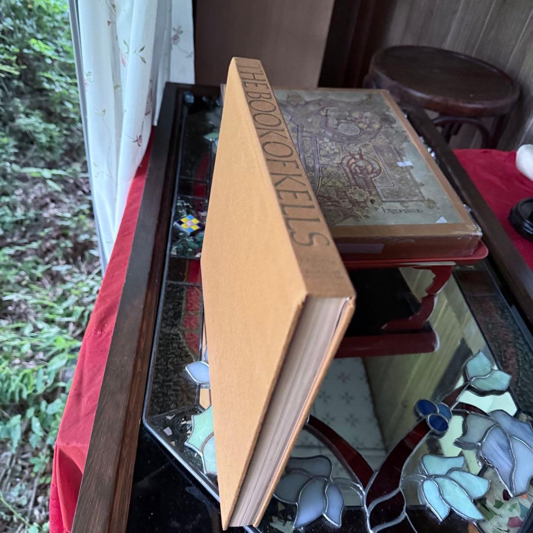 2182様感謝‼️至宝‼️世界で最も美しい本『ケルズの書』テムズ＆ハドソン社　洋書