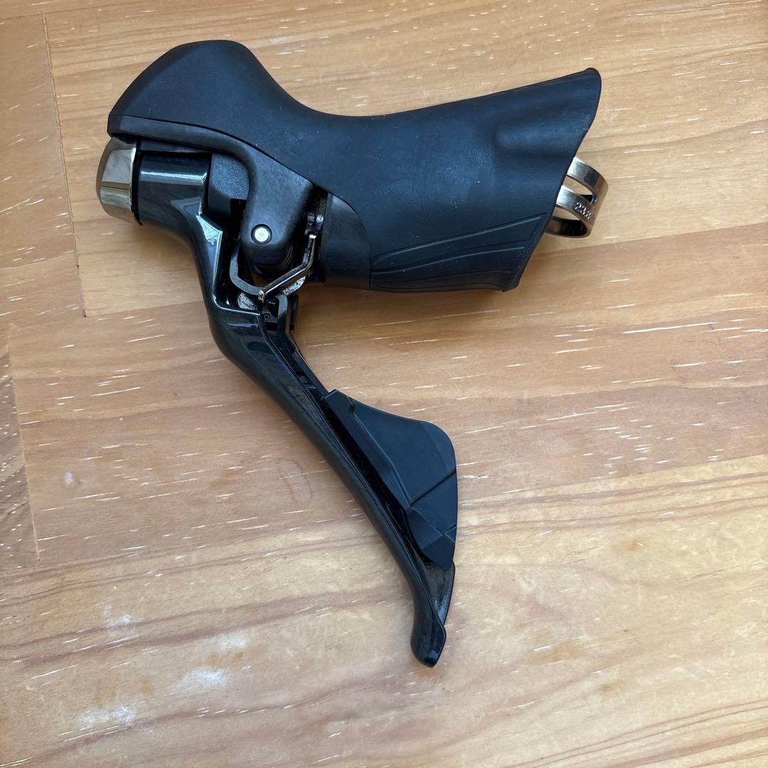 シマノ　アルテグラR8000stiレバー　右のみ