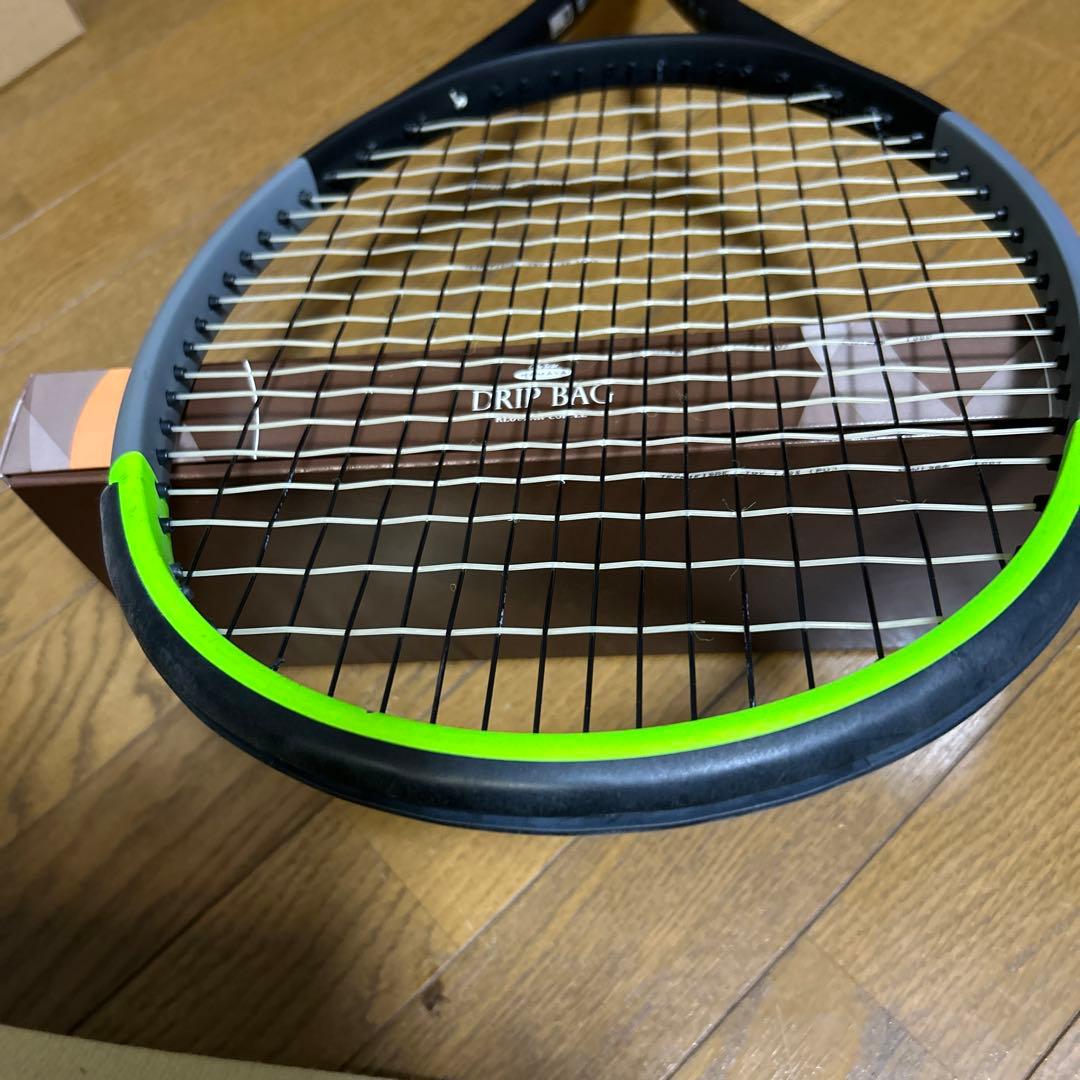 ウィルソン硬式テニスラケット　ブレード100L G2 国内正規品