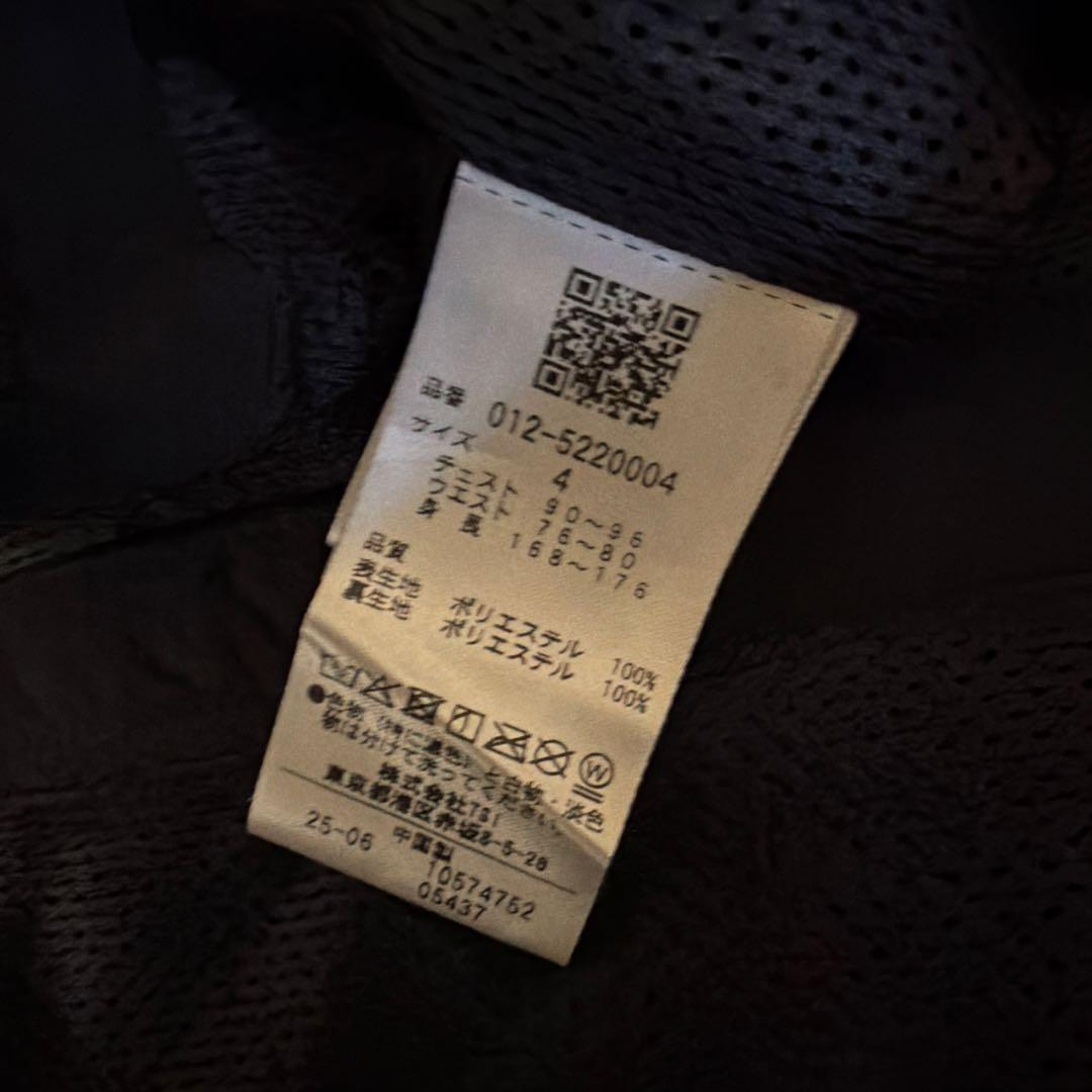 New Balance ブラックジャケット