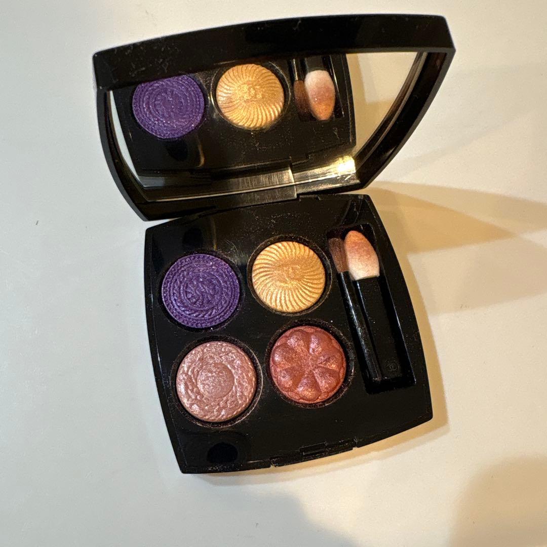 CHANEL アイシャドウパレット 239 ブトン　バロック