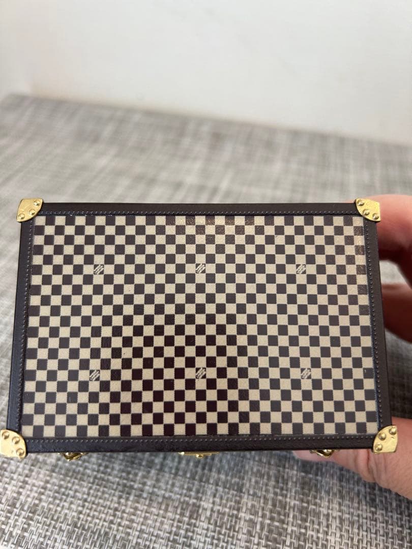 希少　LOUIS VUITTON VIP顧客ノベルティダミエ小物入れ　箱無し